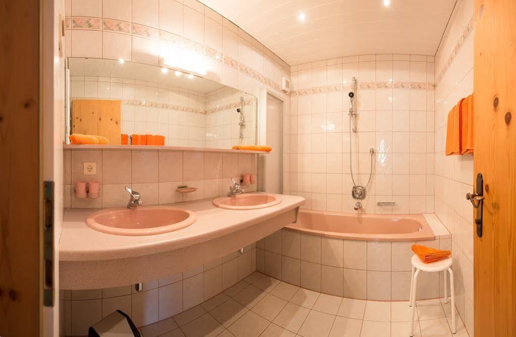 Pension Roasthof Neustift im Stubaital Luaran gambar